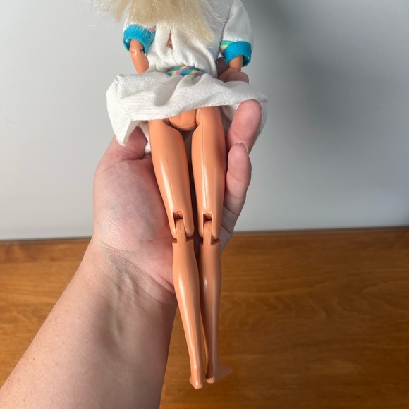 Vintage Barbie Doll with Tennis Barbie Outfit Collectible - Picture 6 of 9